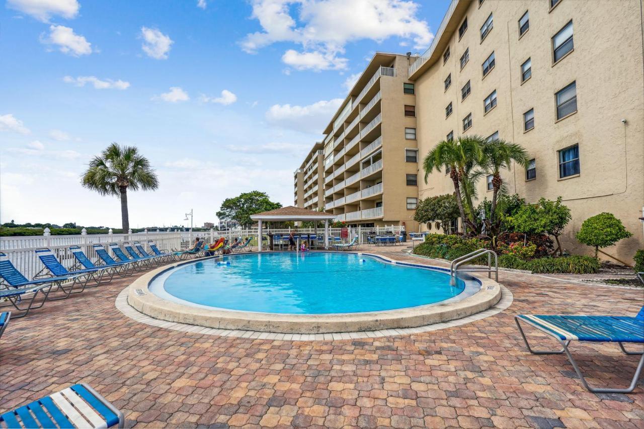 Bayshore Yacht & Tennis 216 Villa Clearwater Beach Exterior photo